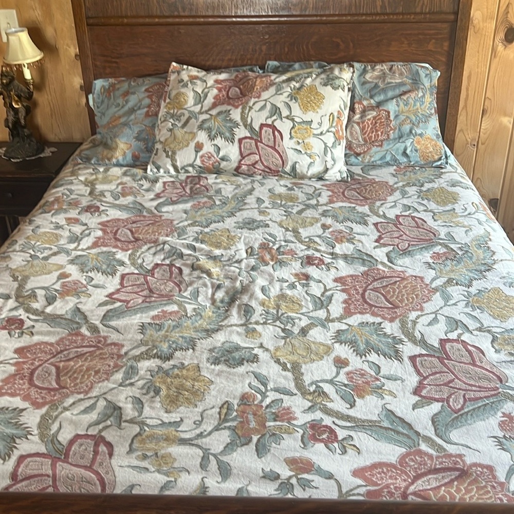 Pottery Barn cream Duvet Cover with Floral Design